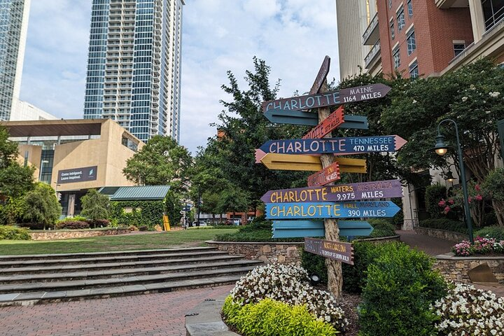 Charlotte Scavenger Hunt Walking Tour and Game - Photo 1 of 10